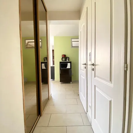 Apartment Motte - T2 Vue Et Pinede - 4 Personnes - Parking Privatif La Grande-Motte